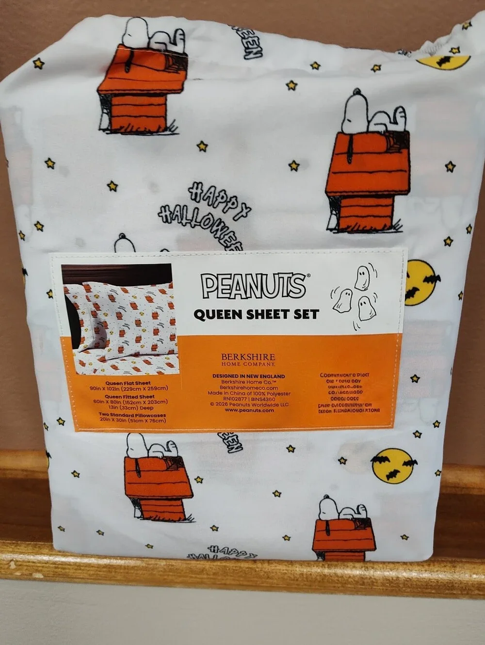NWT! Peanuts Snoopy Halloween Queen Size Sheet Set